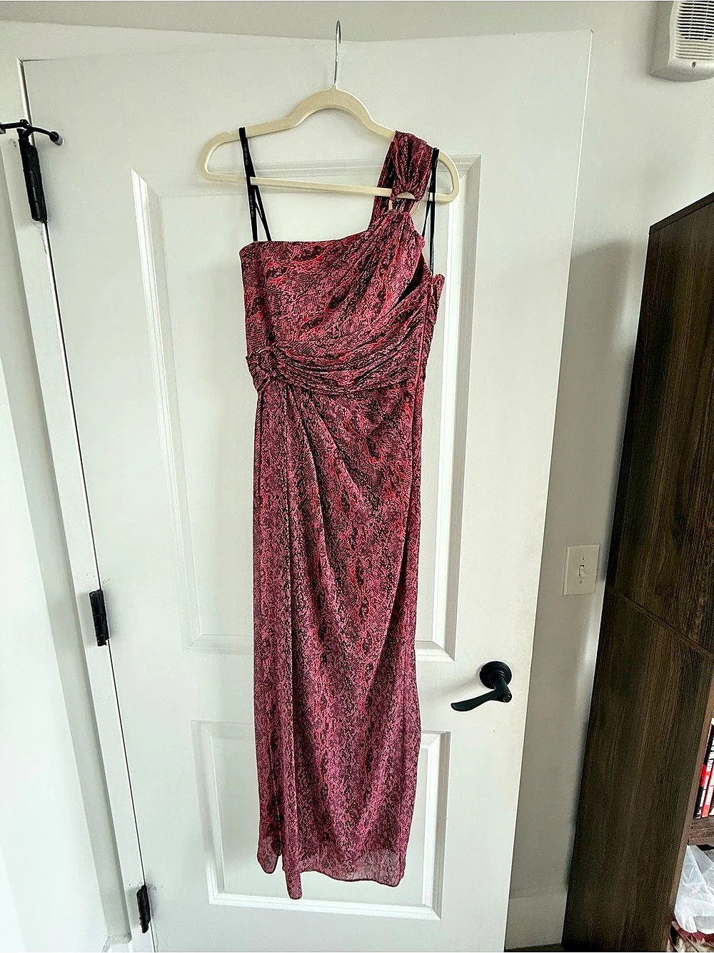 Forever New Maxi Dress in Pink w Pattern Size 4